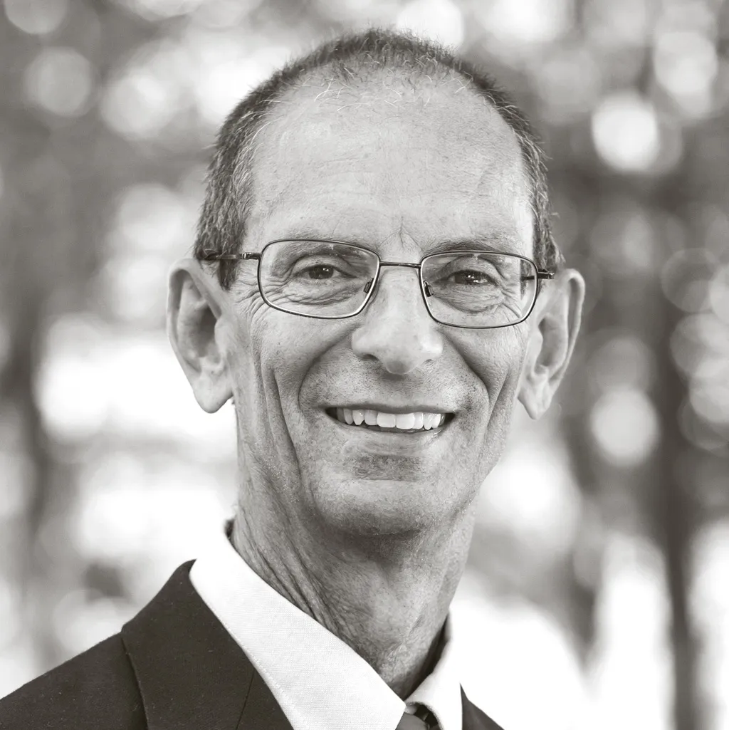 Томас Р. Шрайнер