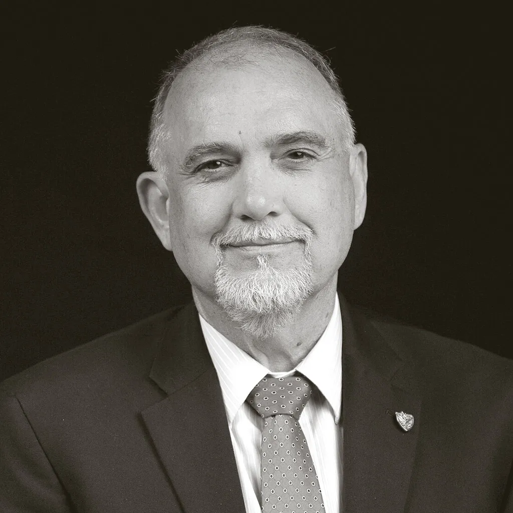 Томас К. Ескол