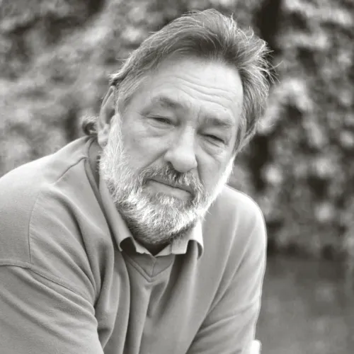 Адріан Пласс